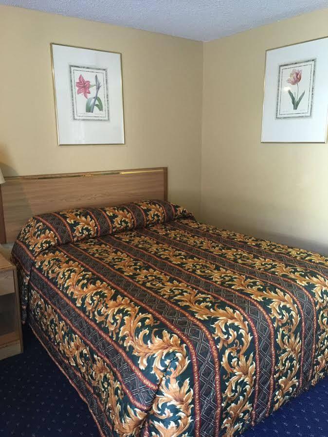 Travelodge By Wyndham Near Mcchord Afb 2*