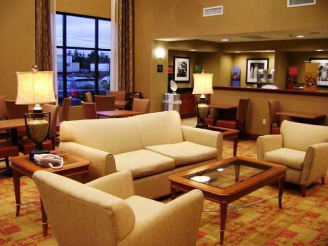 Hotel Hampton &