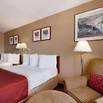 Travelodge By Wyndham Port Of Tacoma Wa