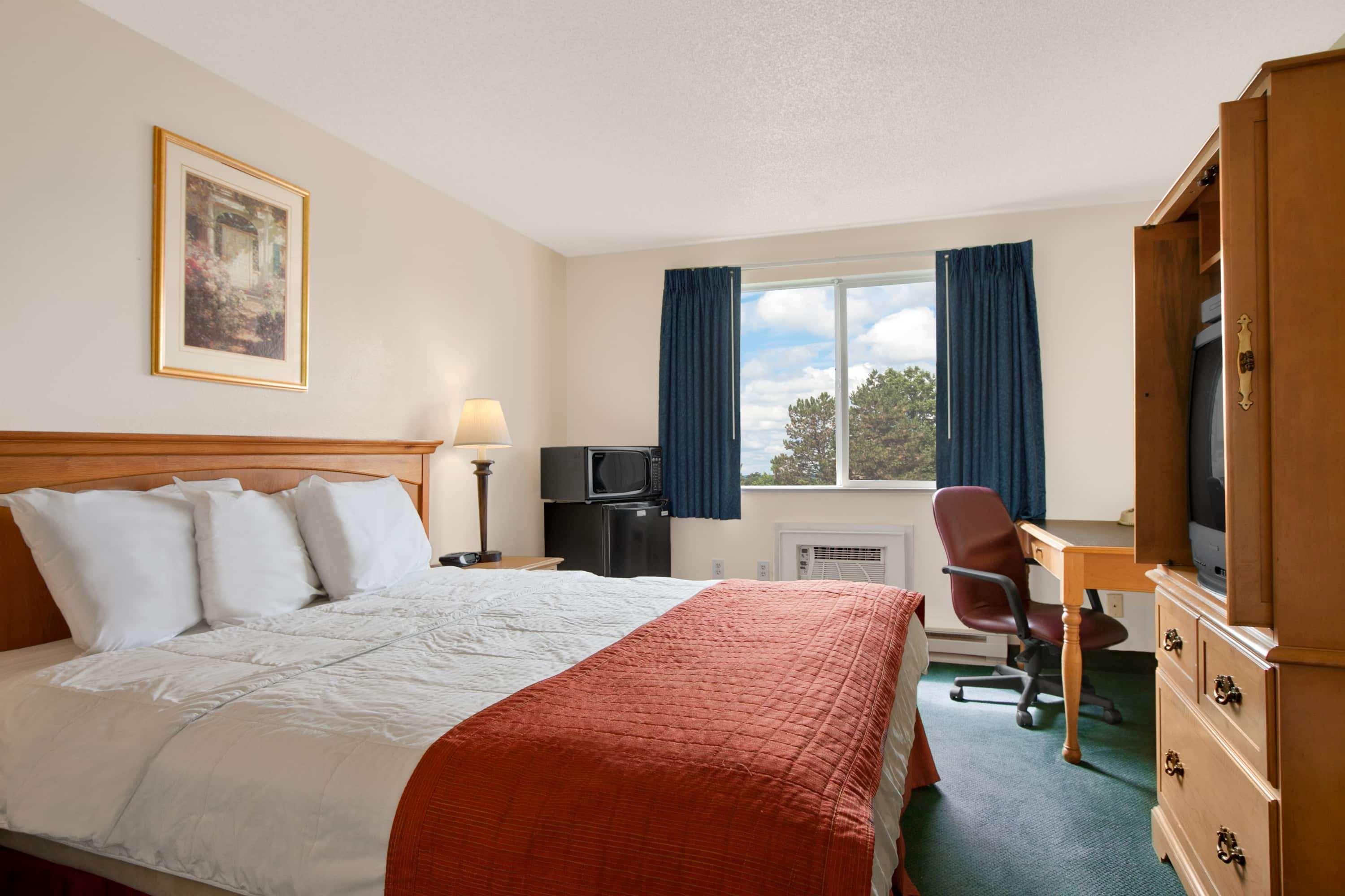 Motel Travelodge By Wyndham Port Of Tacoma Wa Fife