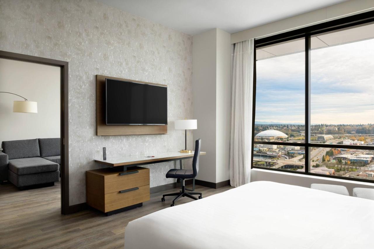 Marriott Downtown Hotel 4*