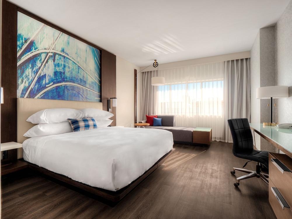 Marriott Downtown Hotel 4*