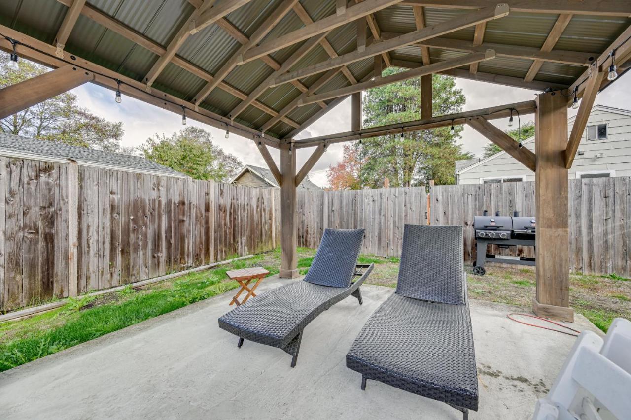 Cozy Getaway With Grill And Hot Tub! * Tacoma