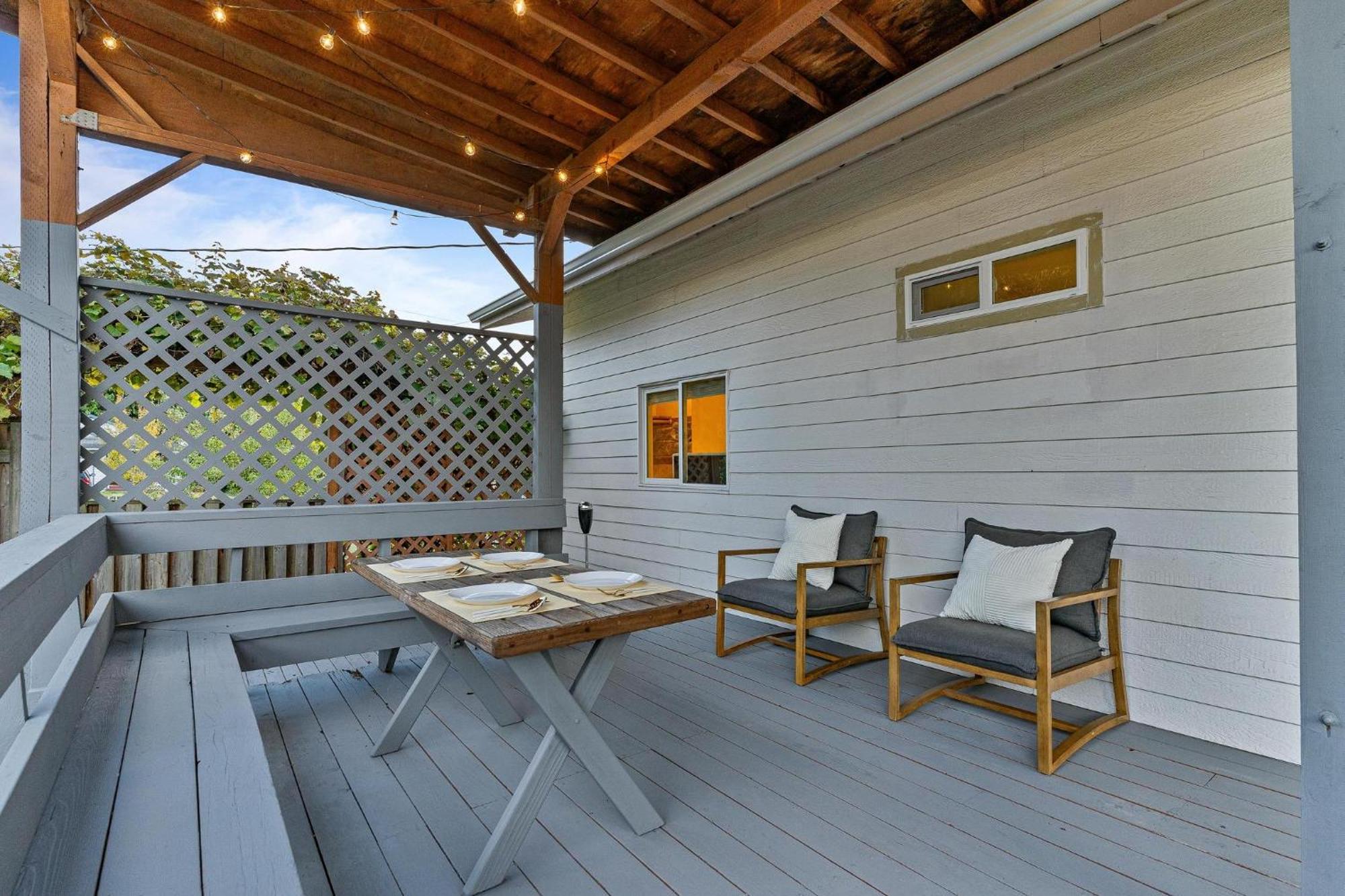 The Northwest Vibes Holiday home *