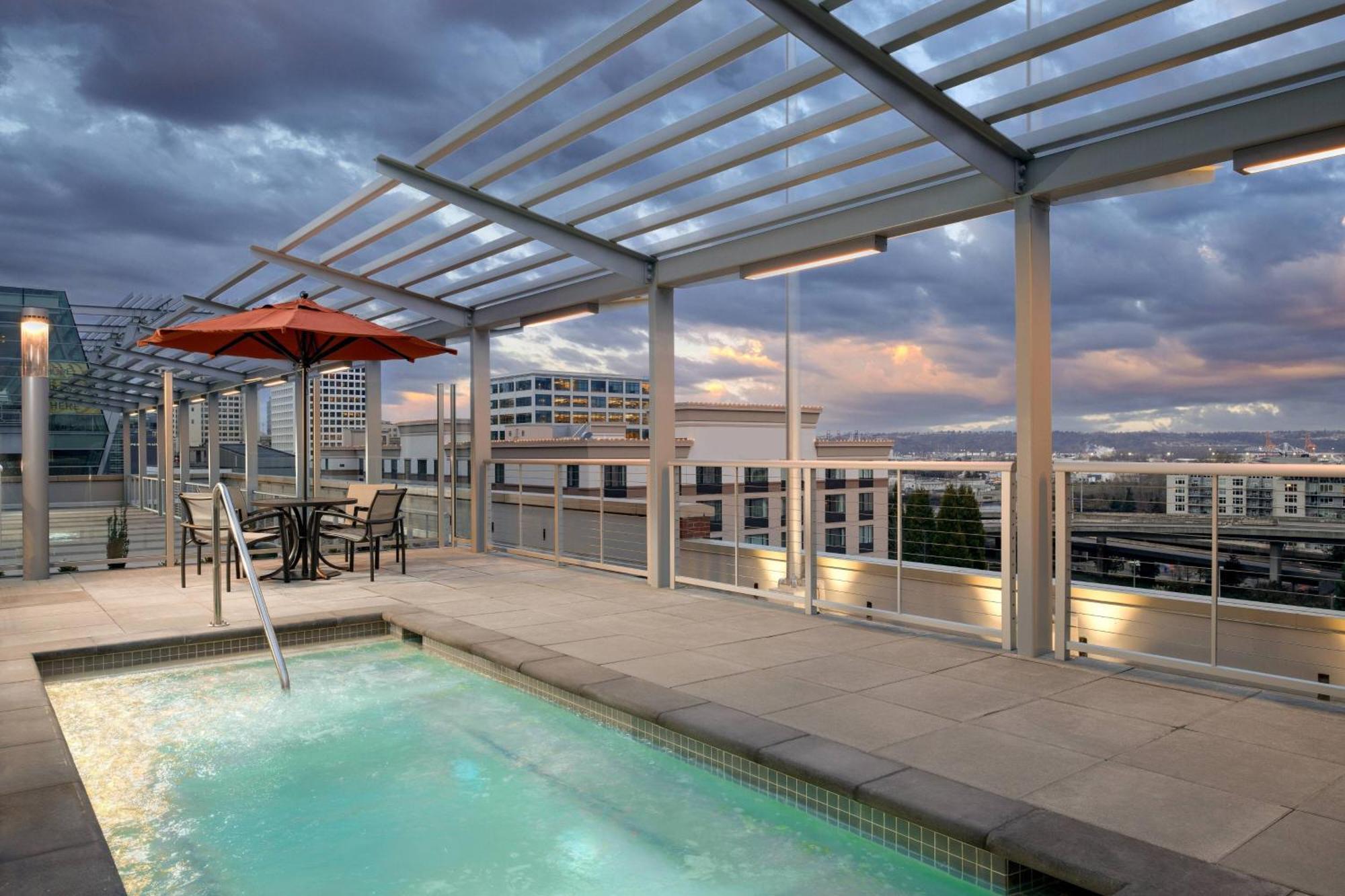 Marriott Downtown Hotel 4*