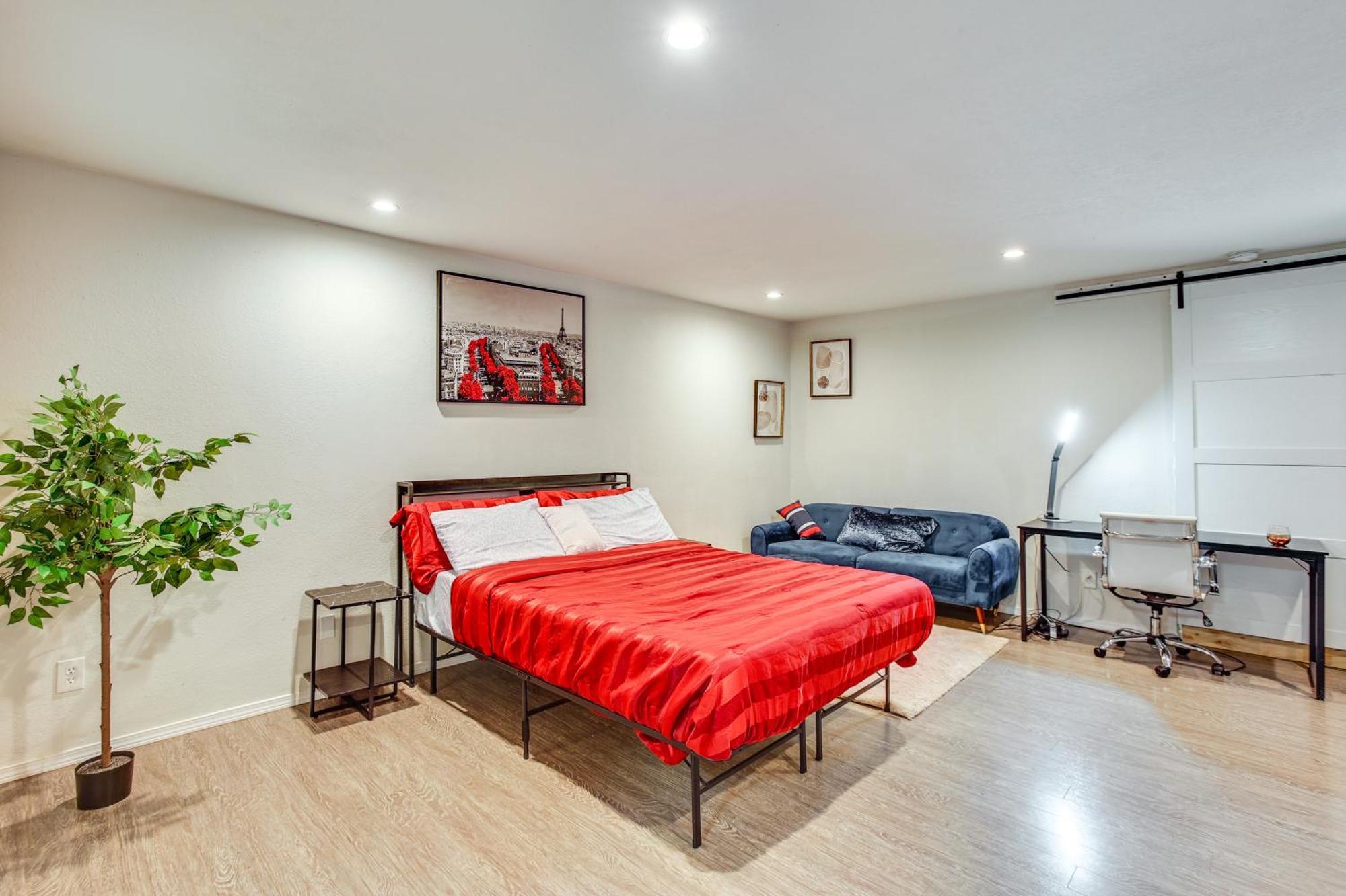 3 Mi To Dtwn Pet-friendly Tacoma