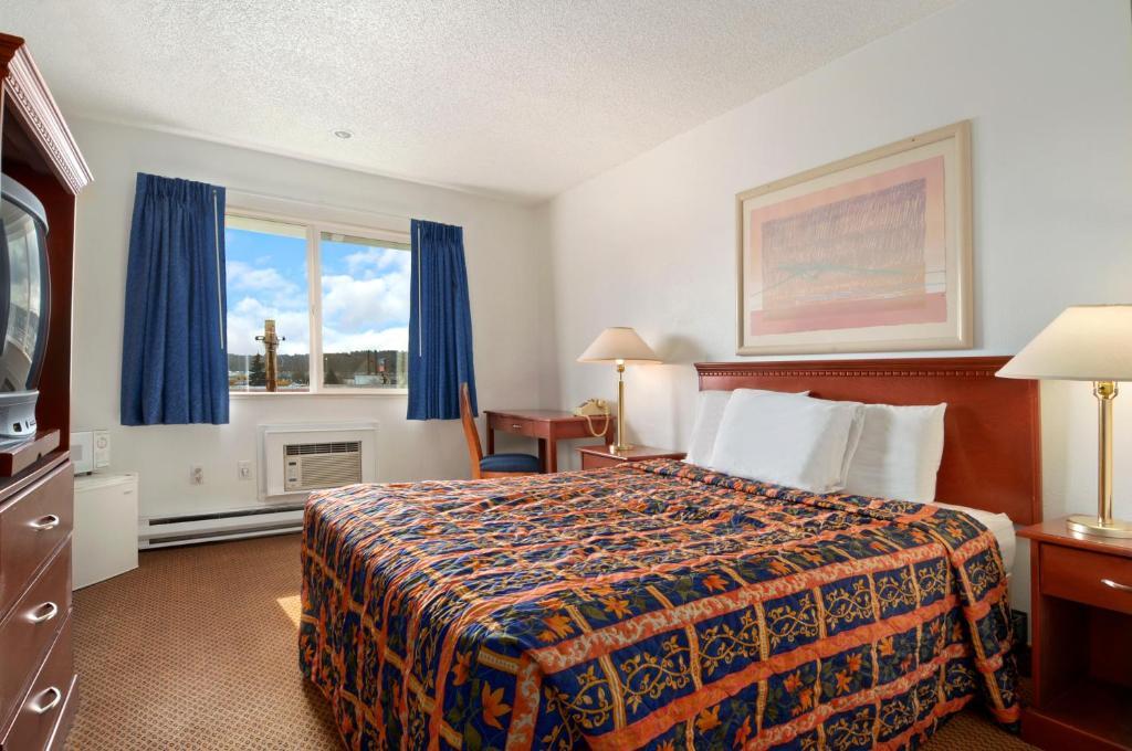 Motel Travelodge By Wyndham Port Of Tacoma Wa 2*