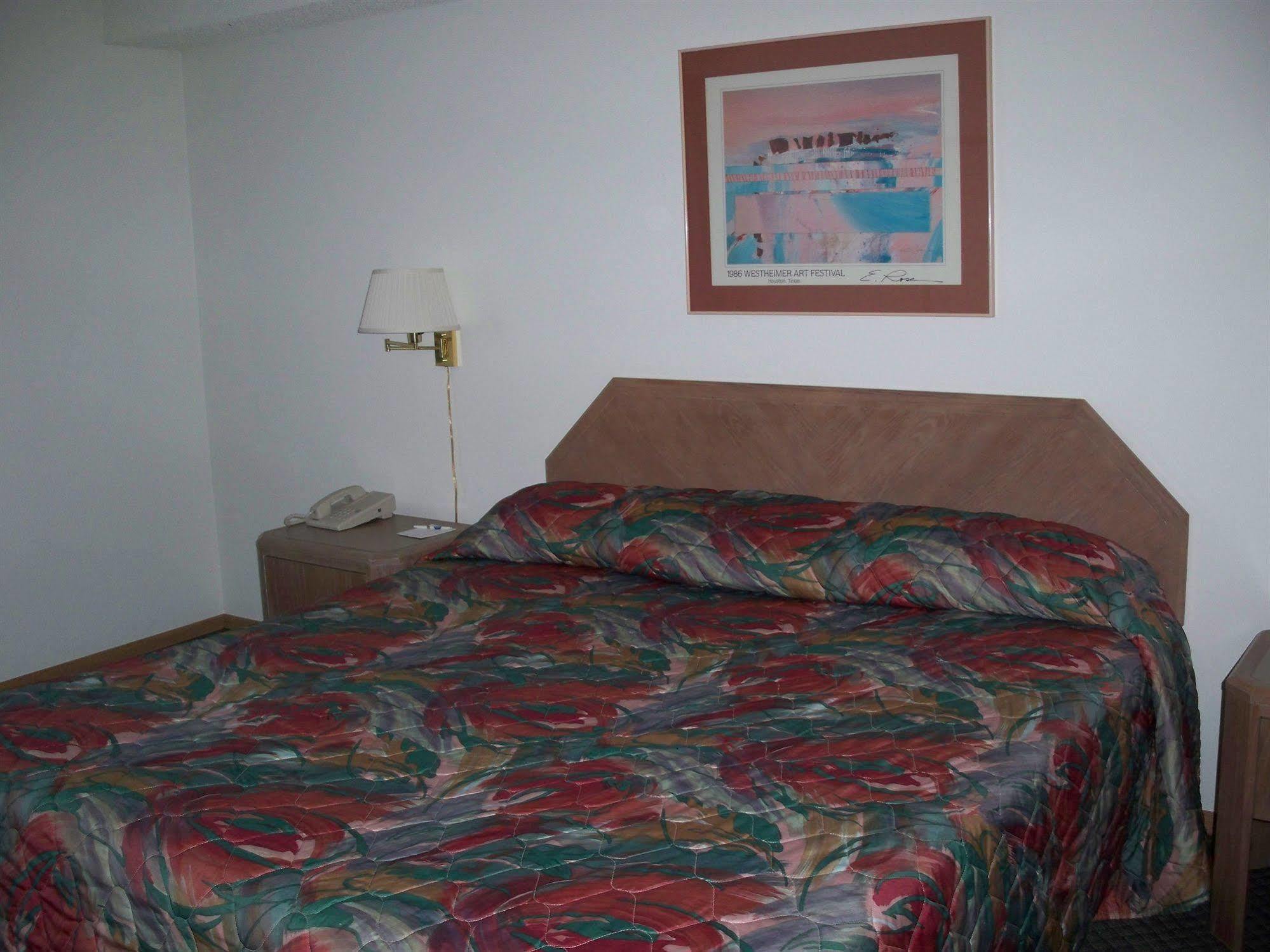 Motel Economy &