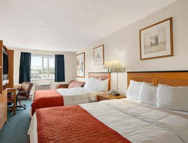 Travelodge By Wyndham Port Of Tacoma Wa Motel 2*