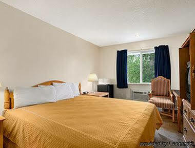 Travelodge By Wyndham Port Of Tacoma Wa Motel 2*