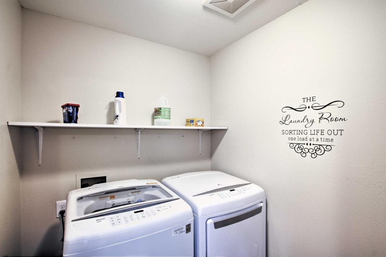 Holiday home Escape Less Than 2 Mi From The Dome! Tacoma