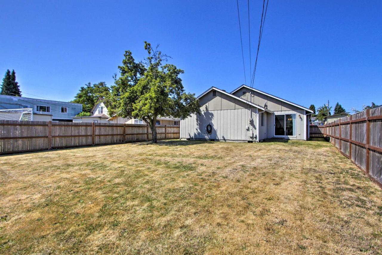 Escape Less Than 2 Mi From The Dome! Tacoma